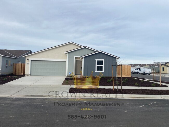 Building Photo - 2244 Samuel St