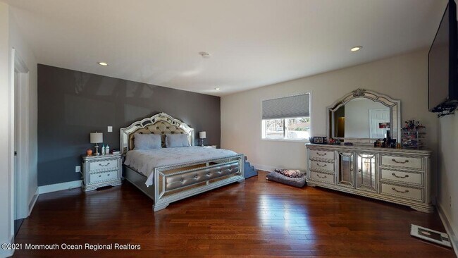 Building Photo - 193 Ludlow St