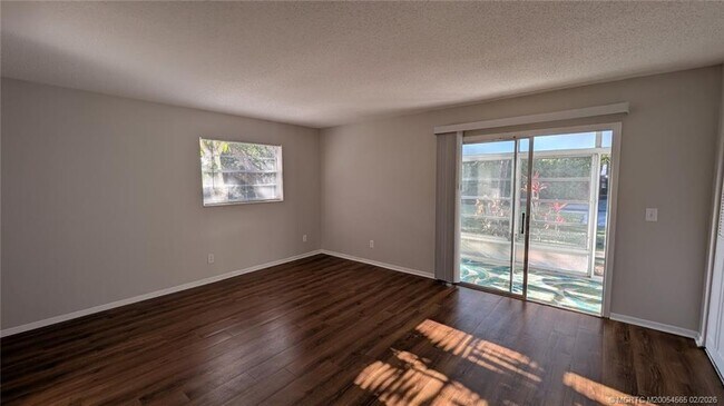 Building Photo - 2600 SE Ocean Blvd