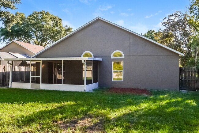 Building Photo - 2857 Aragon Terrace