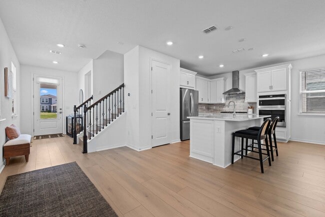 Building Photo - Waterfront Living in Wildlight! 4 bed - 3 bath