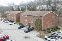826-830 Dornin St Greensburg, PA 15601-4374 - Meadow View Apartments