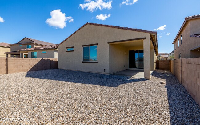 Building Photo - 10324 S Barlow Way