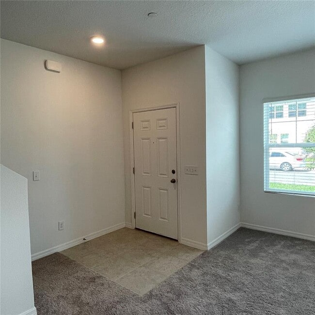 Building Photo - 3047 Springwell Lp