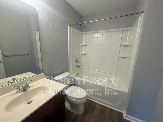 Building Photo - 1458 Harpers Inlet Dr