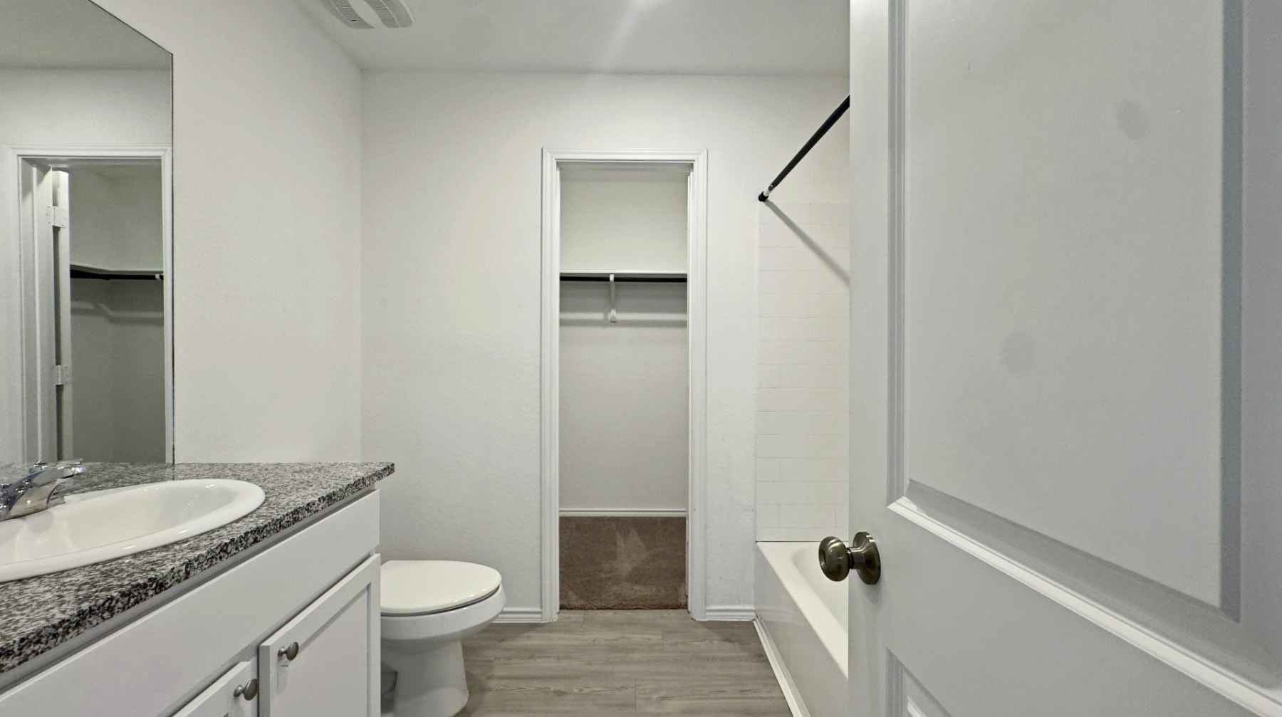 Building Photo - 13930 Wool Pk