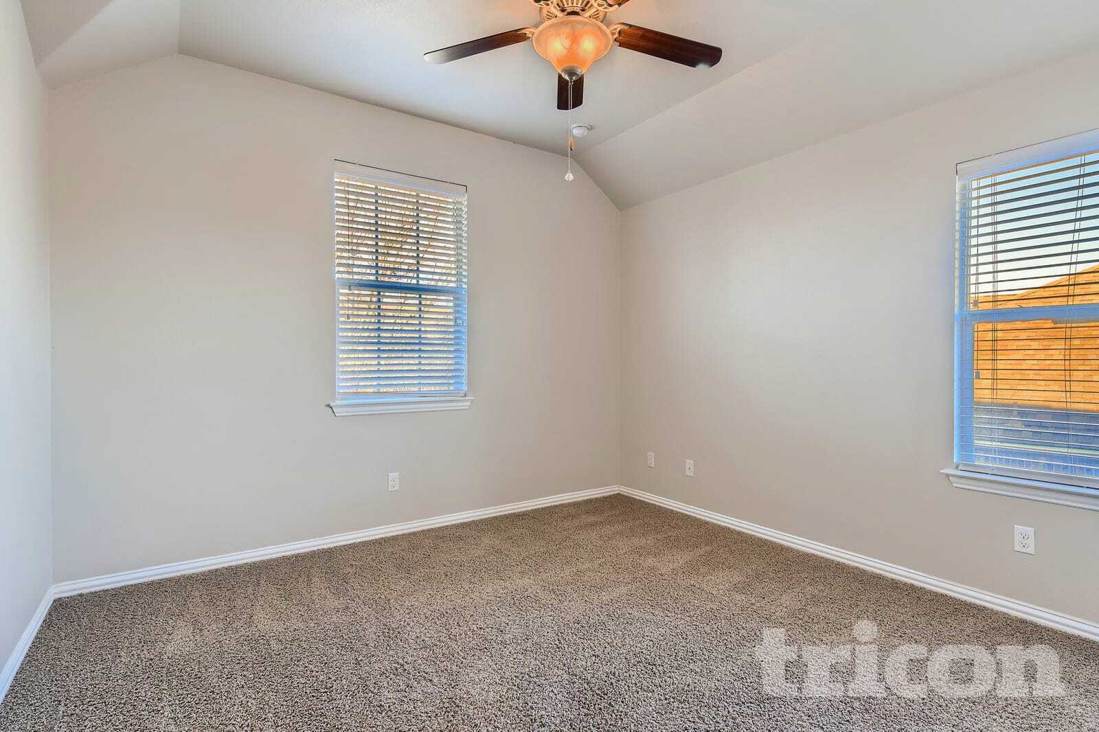 Building Photo - 1913 Colony Glen Ln