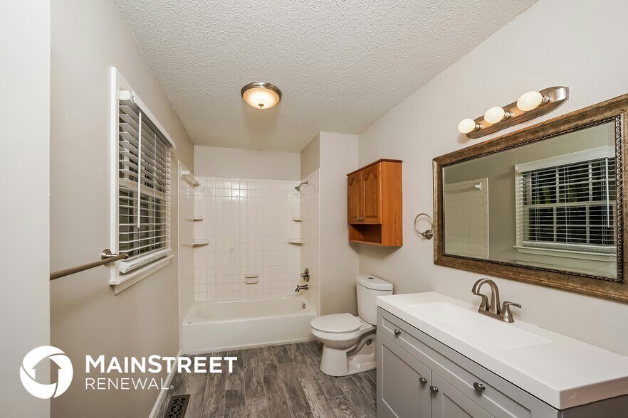 Building Photo - 1704 Native Dancer Dr