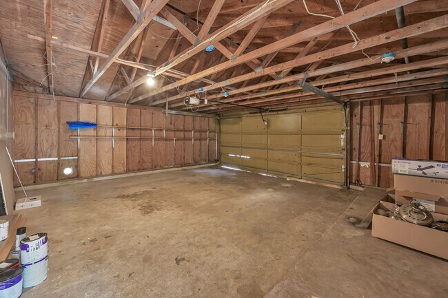 Building Photo - 21 Gambrel Oak Pl