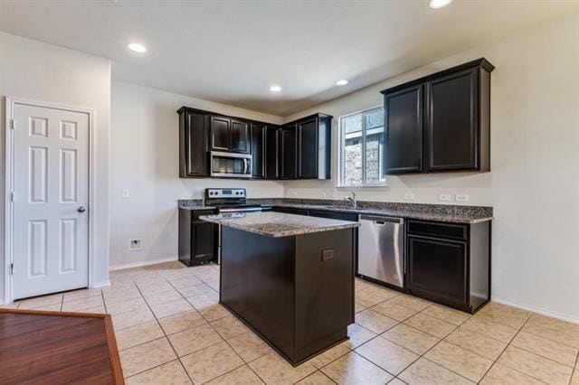 Building Photo - 2031 Avondown Rd