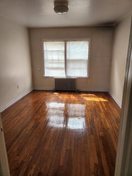 Living Room - 41 Prospect Ave