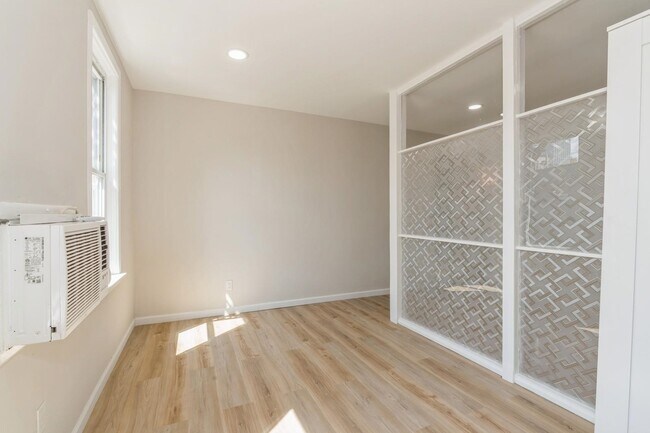 Building Photo - 40 Beacon Ave