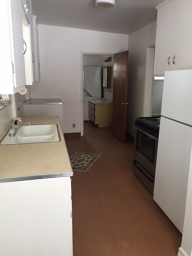 Building Photo - 1 bedroom 1 bath