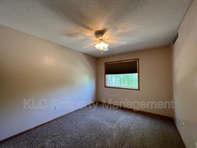 Building Photo - 6855 Woodland Ave