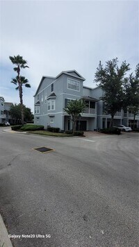Building Photo - 2460 Grand Central Pkwy