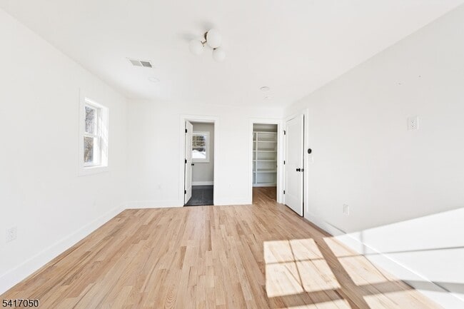 Building Photo - 401 Tillman St