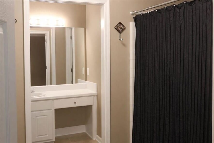 Building Photo - 3233 Glenloch Pl