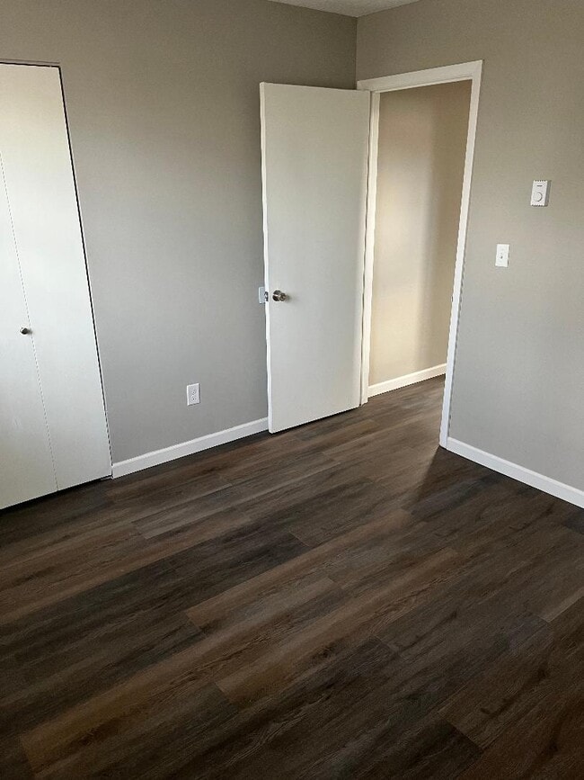 Building Photo - 1516 Avery St