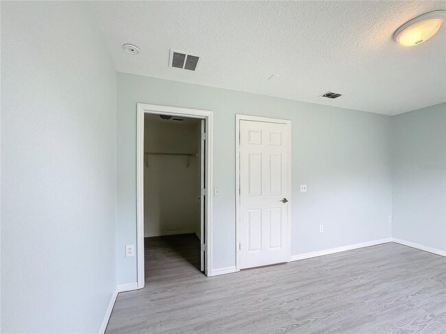 Building Photo - 249 Royal Palm Dr