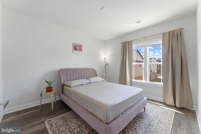 Building Photo - 22278 Cornerstone Xing Ter