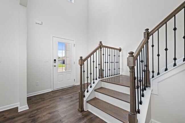 Building Photo - 1011 Alta Vis Ln