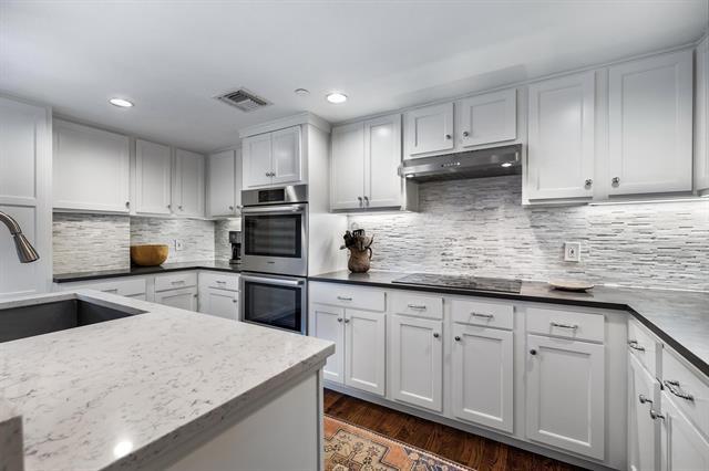 Building Photo - 4242 Lomo Alto Dr