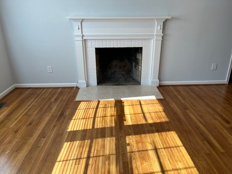 Fireplace - 12 Fairway Ln