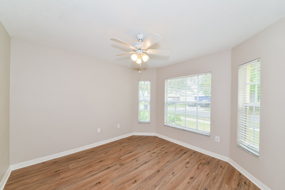 Building Photo - 12817 Kings Lake Dr