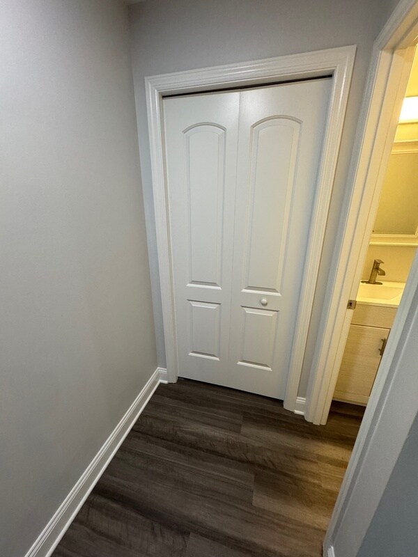 Building Photo - 222 Chesna Dr