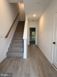 Building Photo - 67 Basswood St