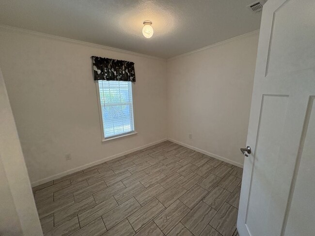 Building Photo - 7501 142nd Ave N