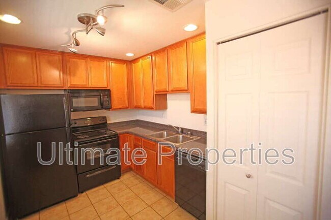 Building Photo - 4354 N 82nd St