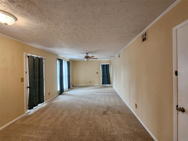 Building Photo - 3706 Jasmine Hill Rd