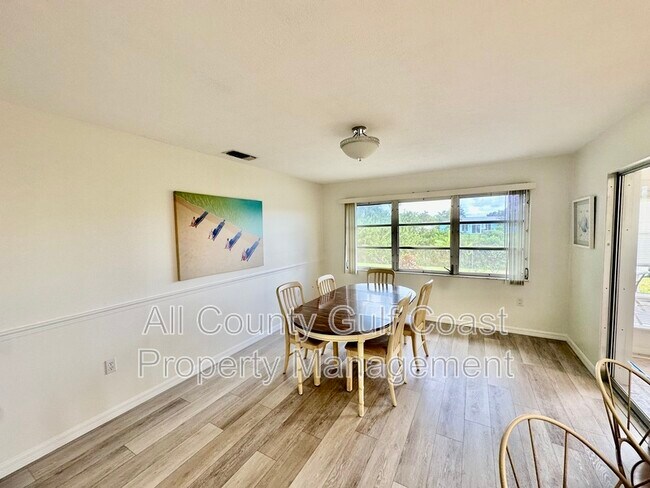 Building Photo - 2332 Bal Harbour Dr