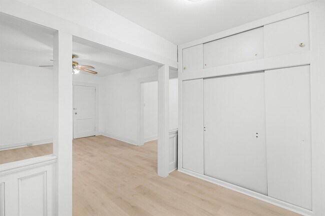 Building Photo - 616 Chestnut St