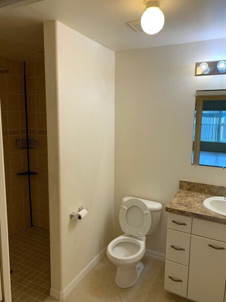 Building Photo - 36 Bunker View Dr