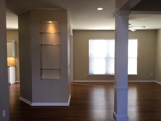 Building Photo - 3907 Gisbourne Dr