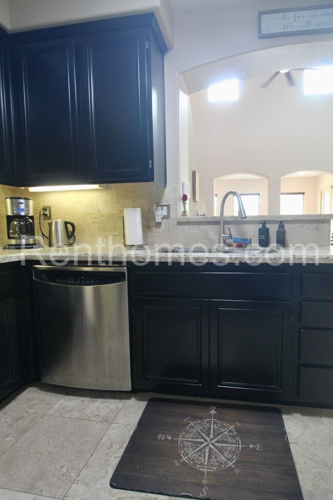 Building Photo - 2802 Piantino Cir