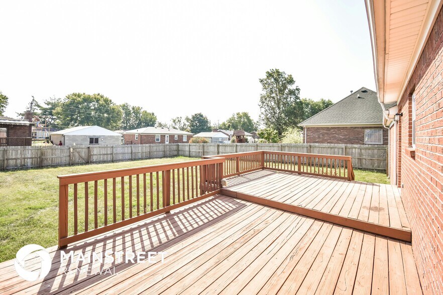 Building Photo - 7801 Legler Dr