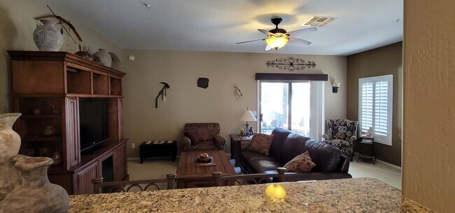 Building Photo - FURNISHED Single Family Home-RATE DISPLAYED IS FOR WINTER SEASON