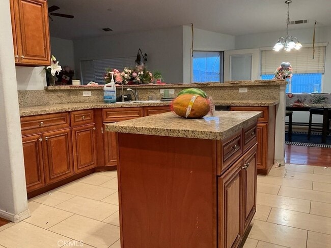 Building Photo - 11546 Hickory Ave