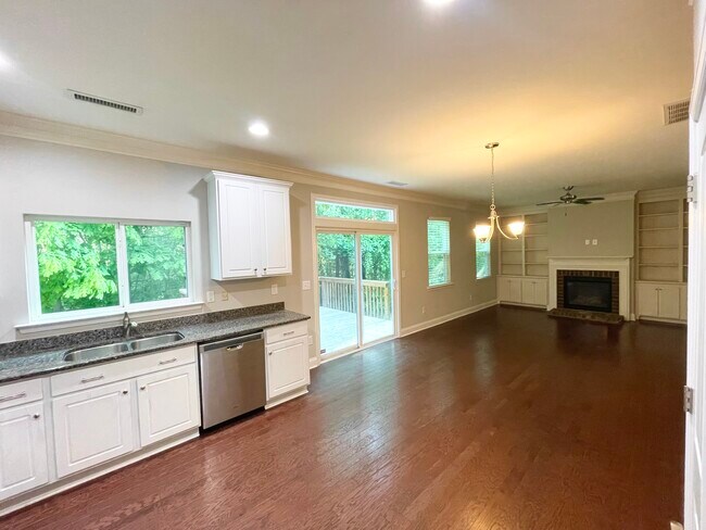 Building Photo - 4905 Sweet Shade Trail