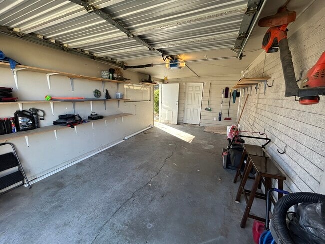 Building Photo - 1423 W 4180 S