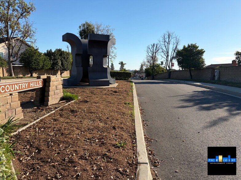 Building Photo - 346 Hilltop Ln