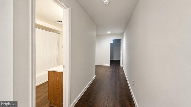 Building Photo - 12554 Cantilever Ct