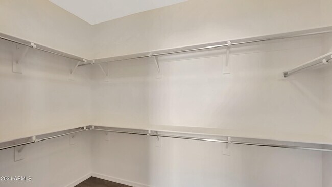 Building Photo - 9037 W Plum Rd