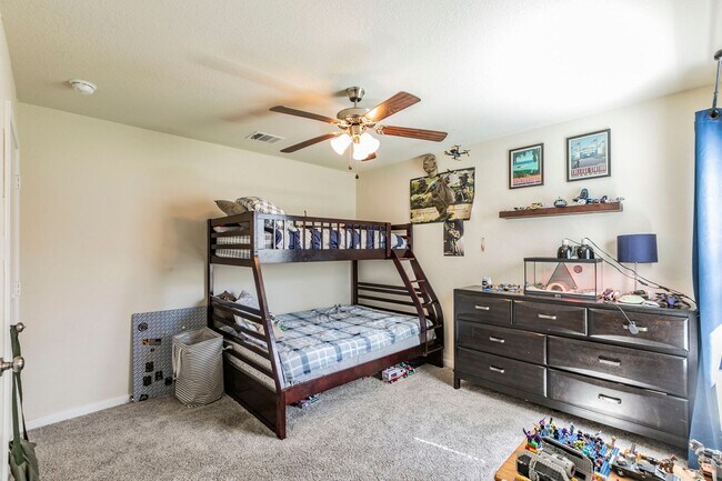 Building Photo - 4 BEDROOM, 3 BATH, BELTON ISD