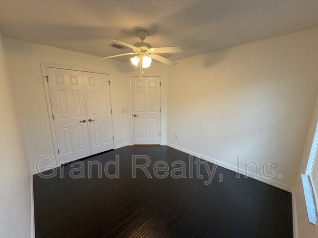 Building Photo - 4857 Makenna Cir