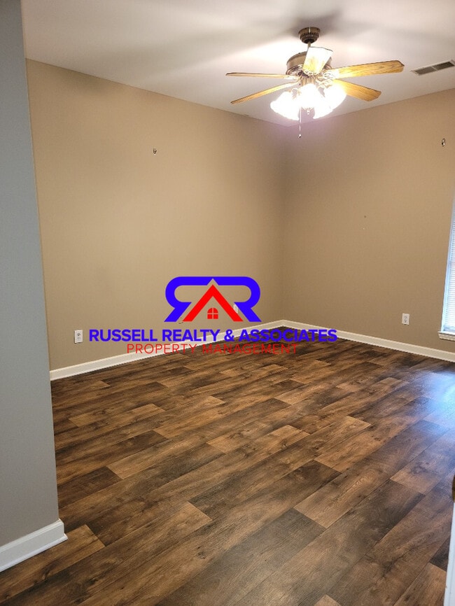 Building Photo - 1832 Copperfield Ln