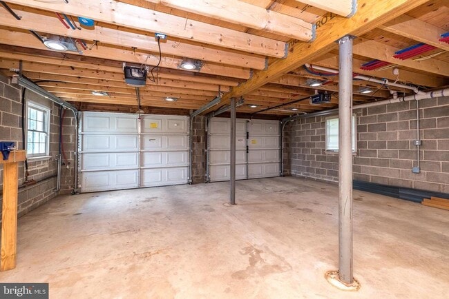 Building Photo - 402 Layfield Rd